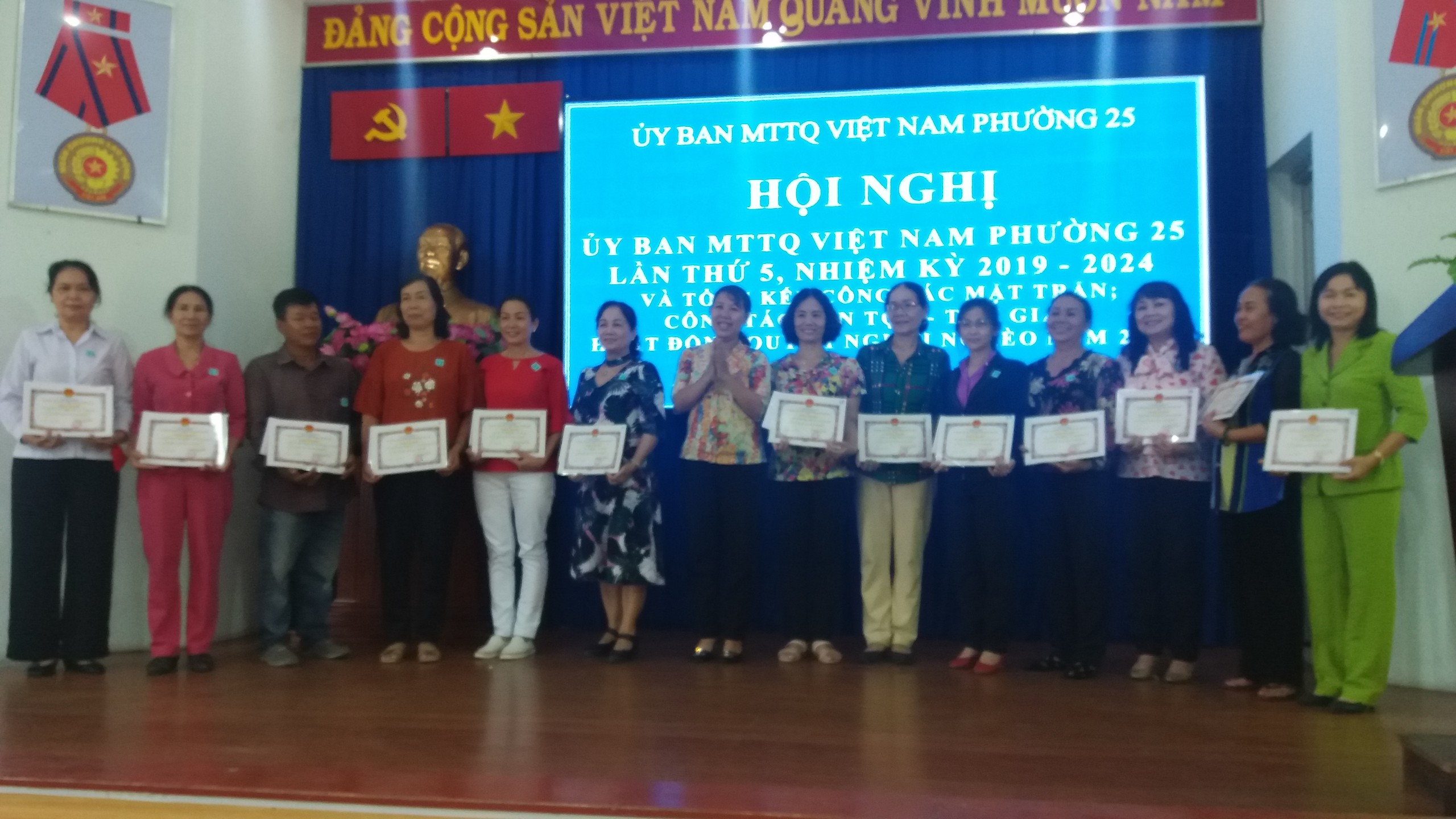 Phuong 25 Hinh 6