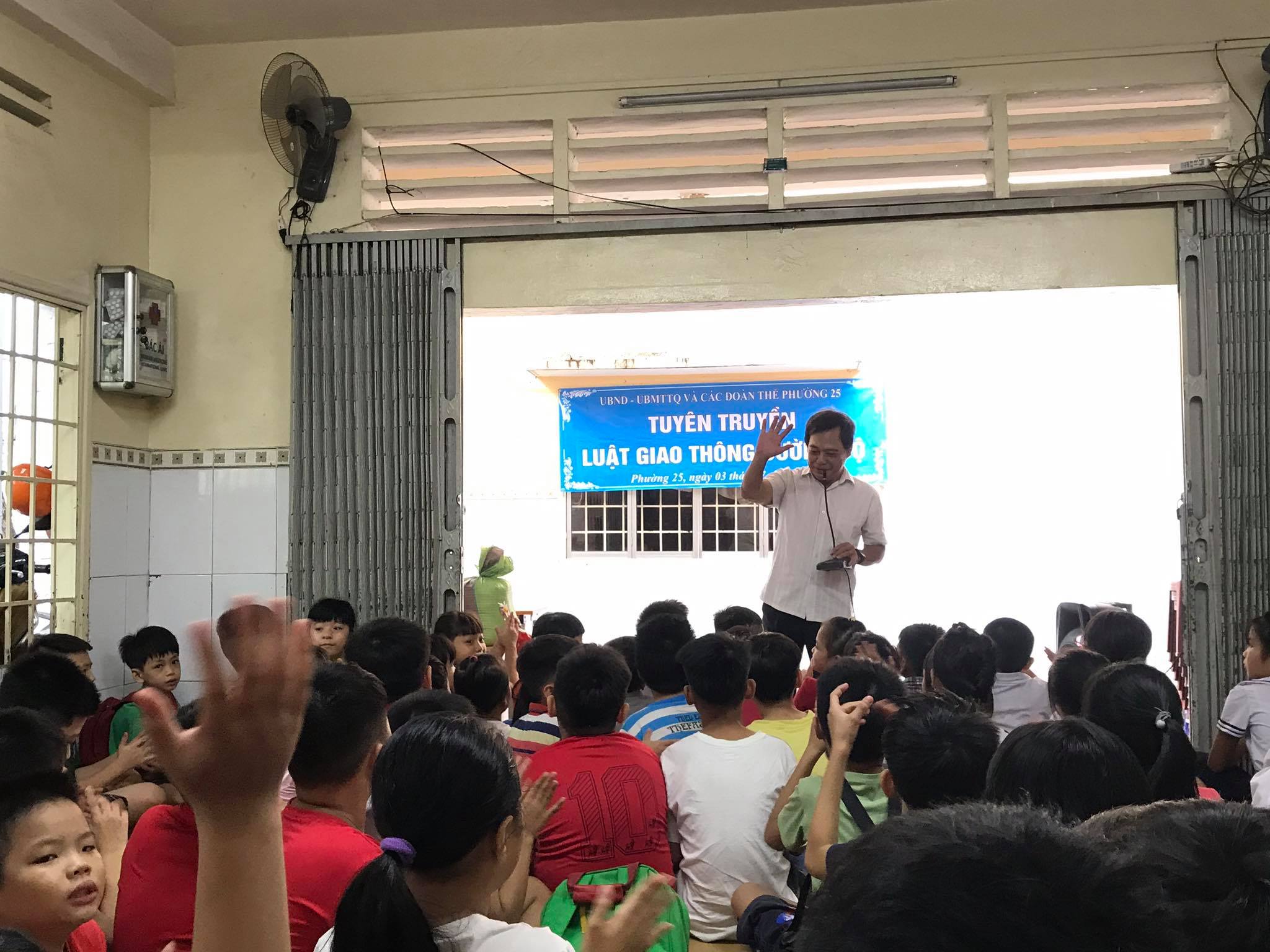 Luật giao thông đường bộ. lớp học tình thương