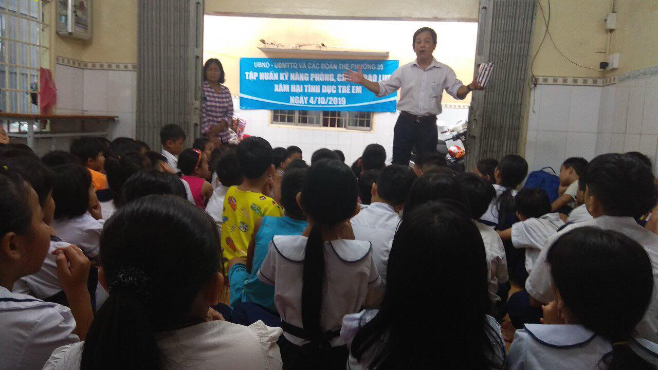 Lớp học tình thương tập huấn kỹ năng xâm hại tình dục trẻ em lớp học tình thương