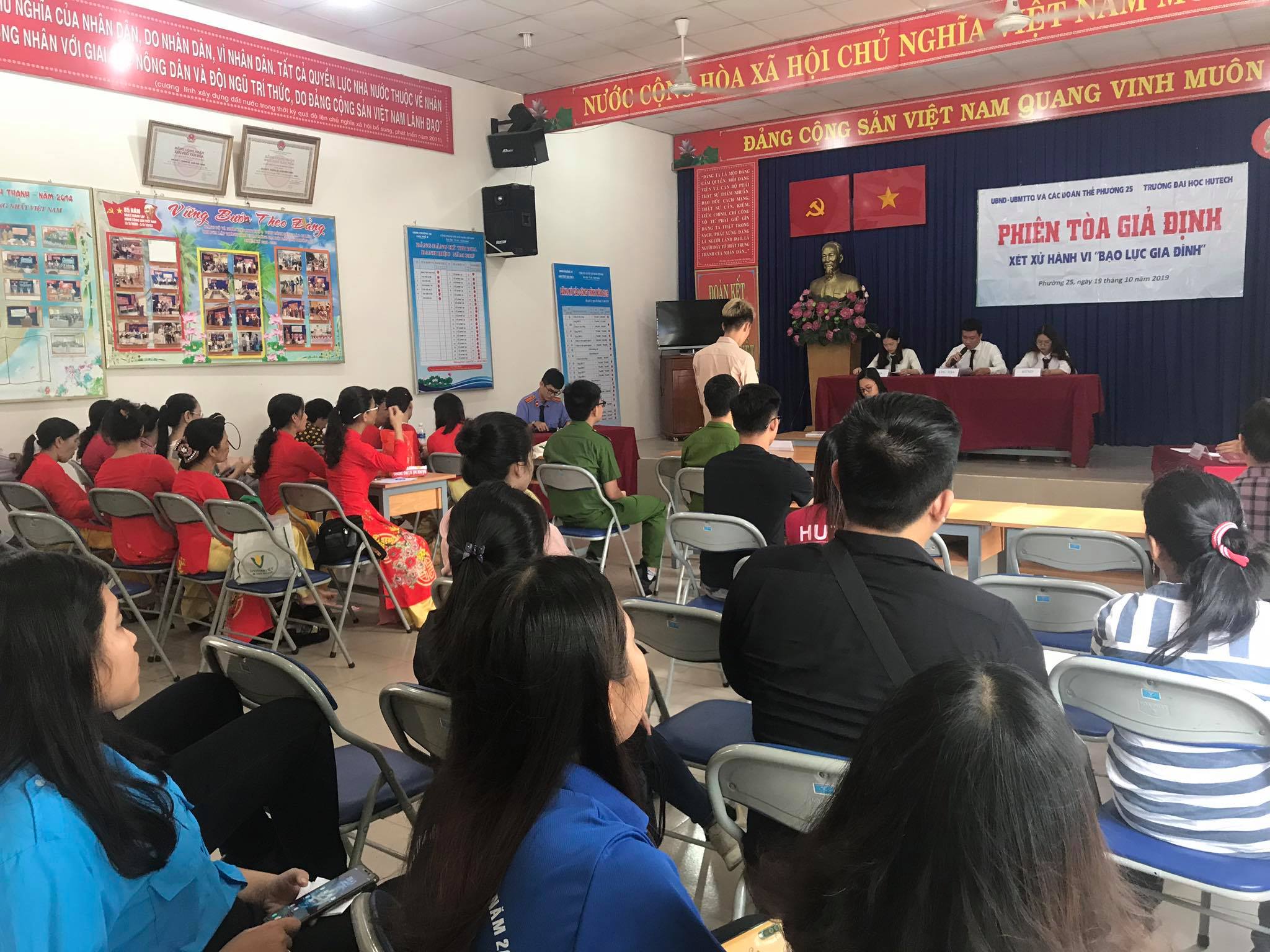 Phiên tòa giả định Bạo lực gia đình